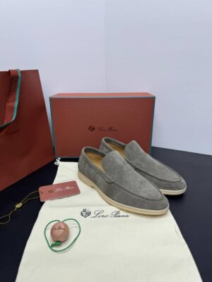 Loro Piana Summer Walk Grijs
